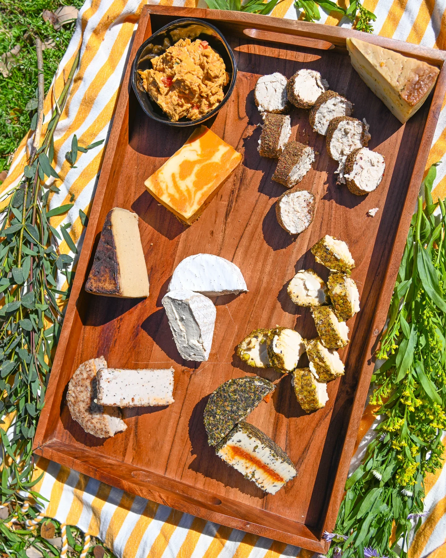 Spring Picnic Box - Image 8